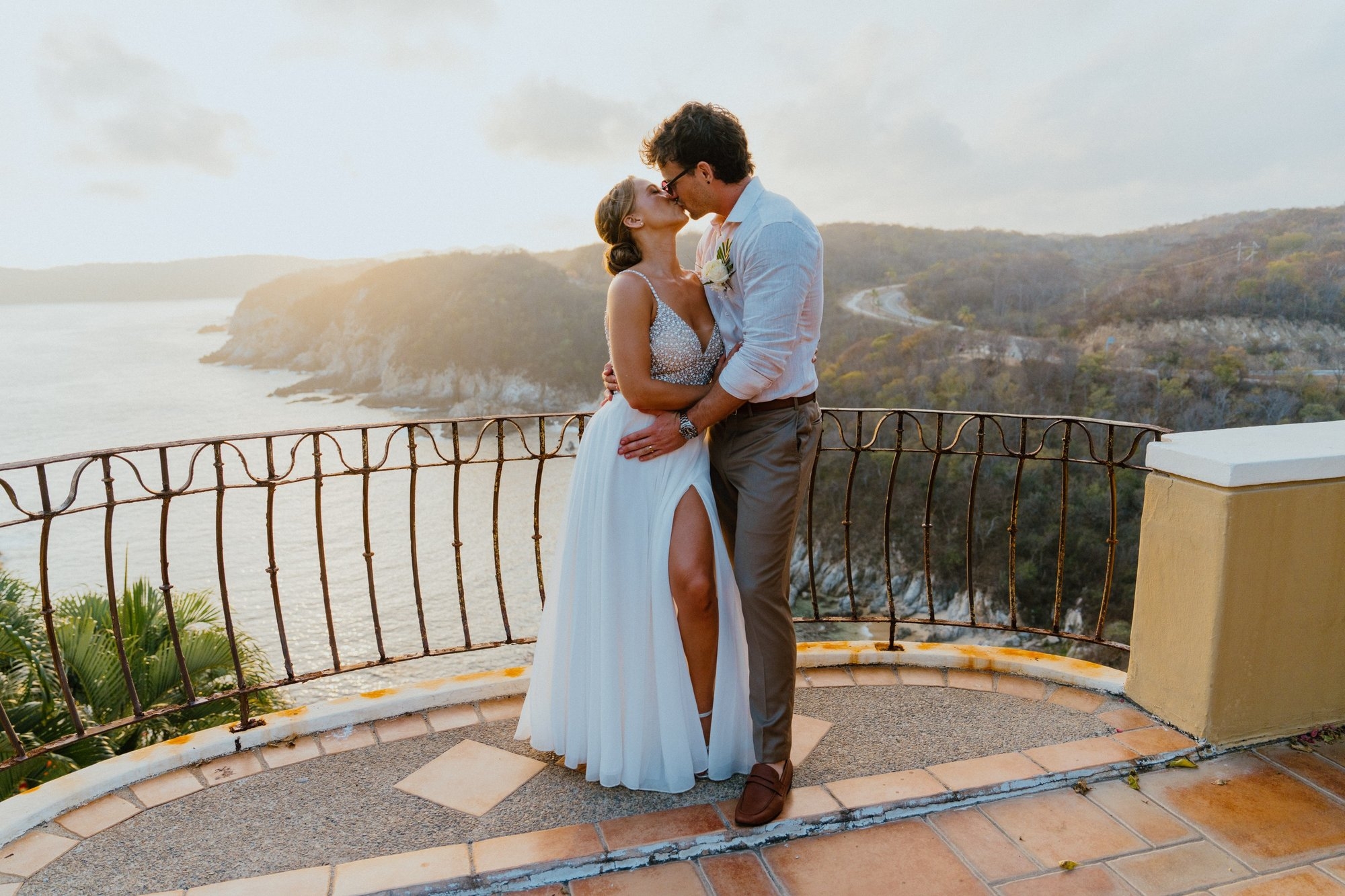 carousel-hero-element image-2