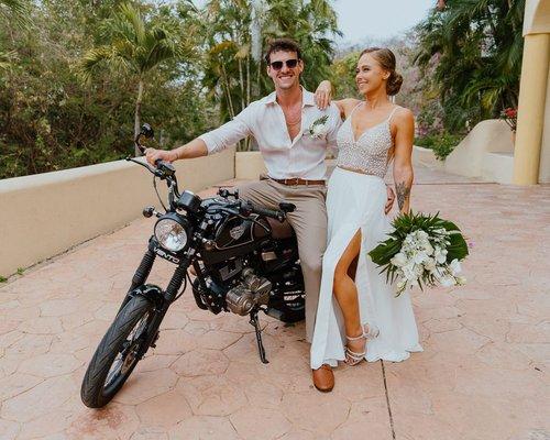 mobile - carousel-hero-element image-6